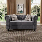 Causeuse Chesterfield en velours avec capitonnage, garniture cloutée et pieds en bois massif