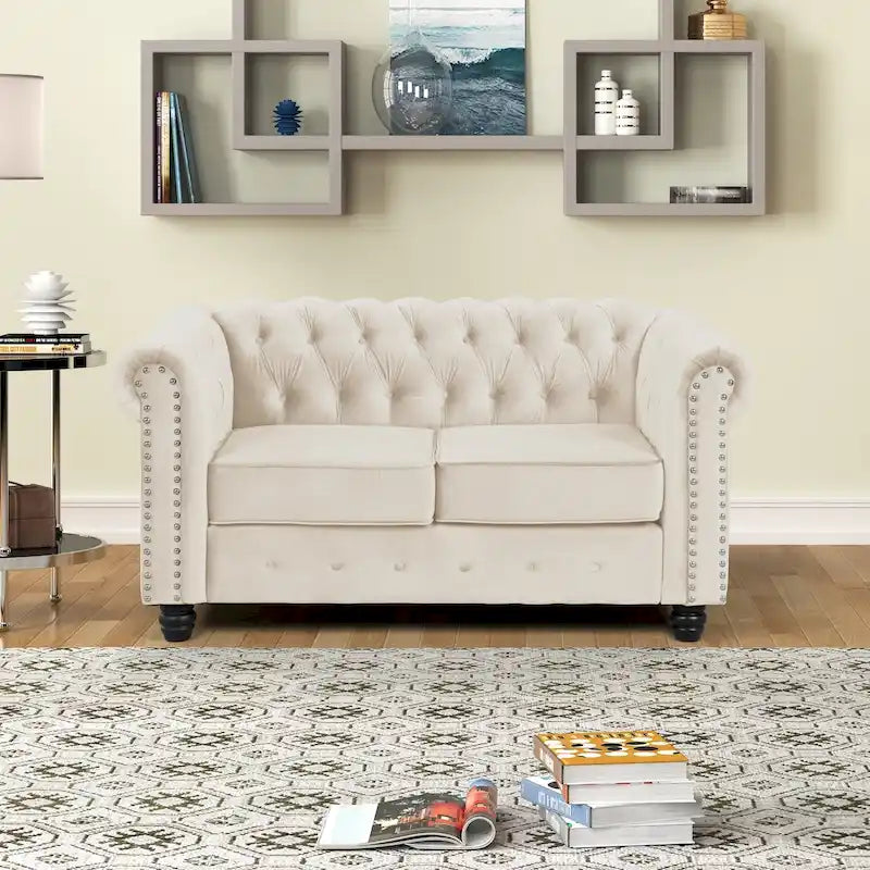 Causeuse Chesterfield en velours avec capitonnage, garniture cloutée et pieds en bois massif